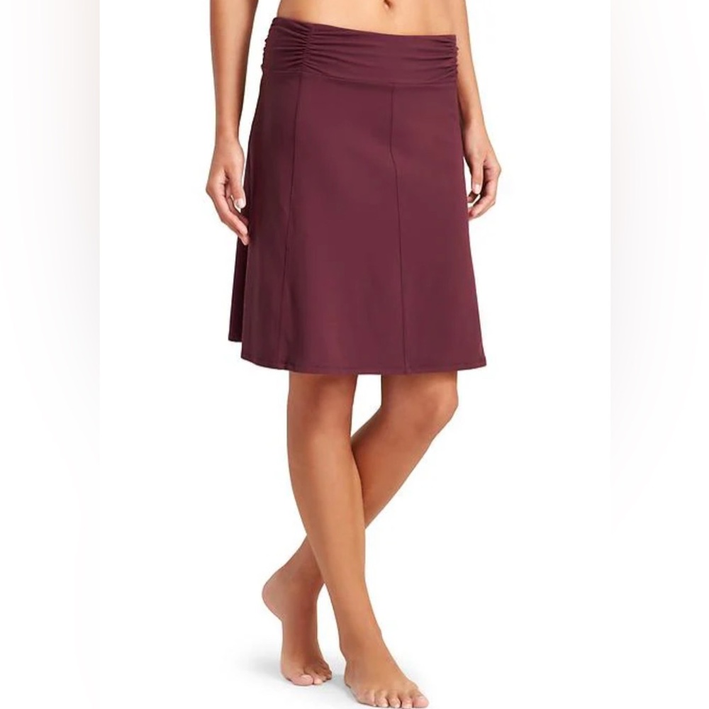 Athleta 🧘‍♀️ Ruched Waist Bodega Skirt • Sz S • Travel Ready • Stretchy!